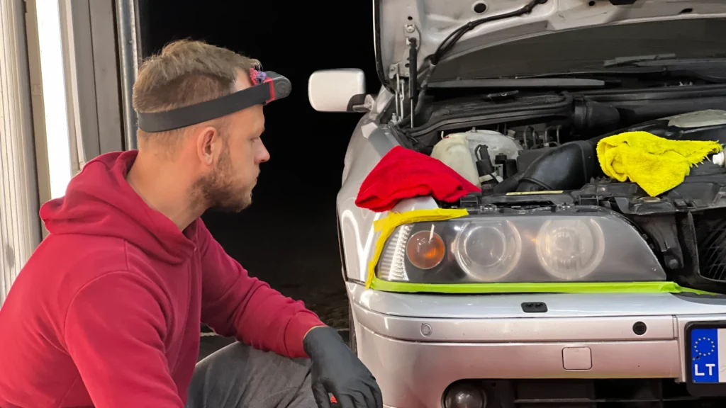 How to restore and polish car headlights by Turbo Hands